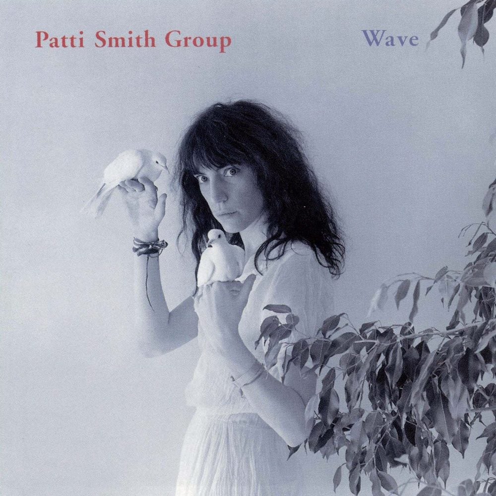 Read more about the article Godišnjica objavljivanja albuma Wave glazbenice Patti Smith